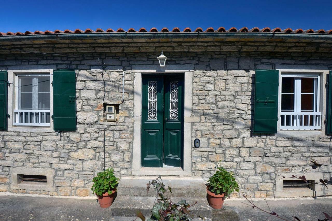 Mikroulis Residence Mastoratika Esterno foto